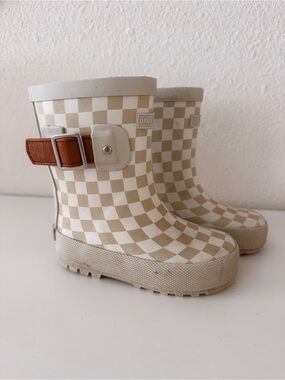 Urban Pines Checkered Rain Boots